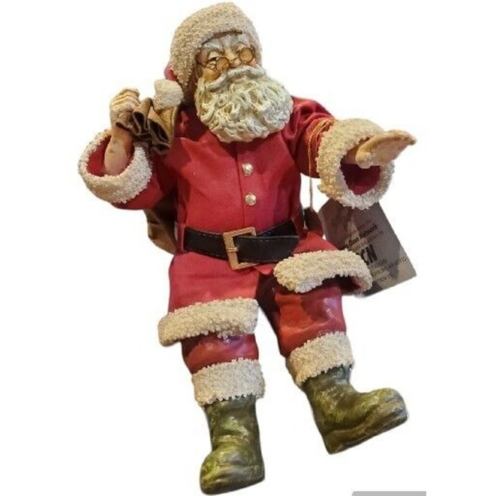 1991 Traditional Santa Clothtique Possible Dreams "Santa's Time Off" Sculpture